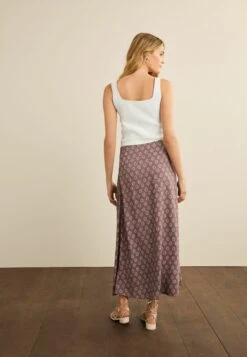 Next Split Standard - A-Lijn Rok - Mauve Purple -ESPRIT Winkel 030247378baf4990965460396a0cbf93