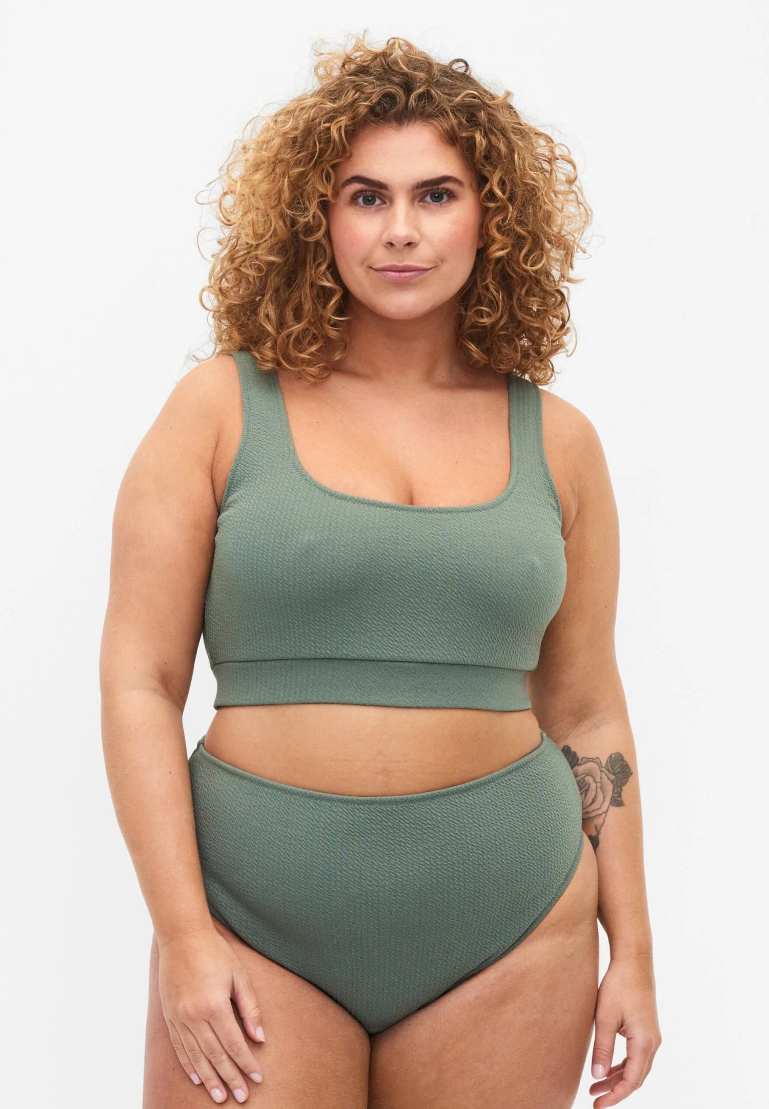 Zizzi WithStructure - Bikinibroekje - Laurel Wreath 1 Zizzi WithStructure - Bikinibroekje - Laurel Wreath