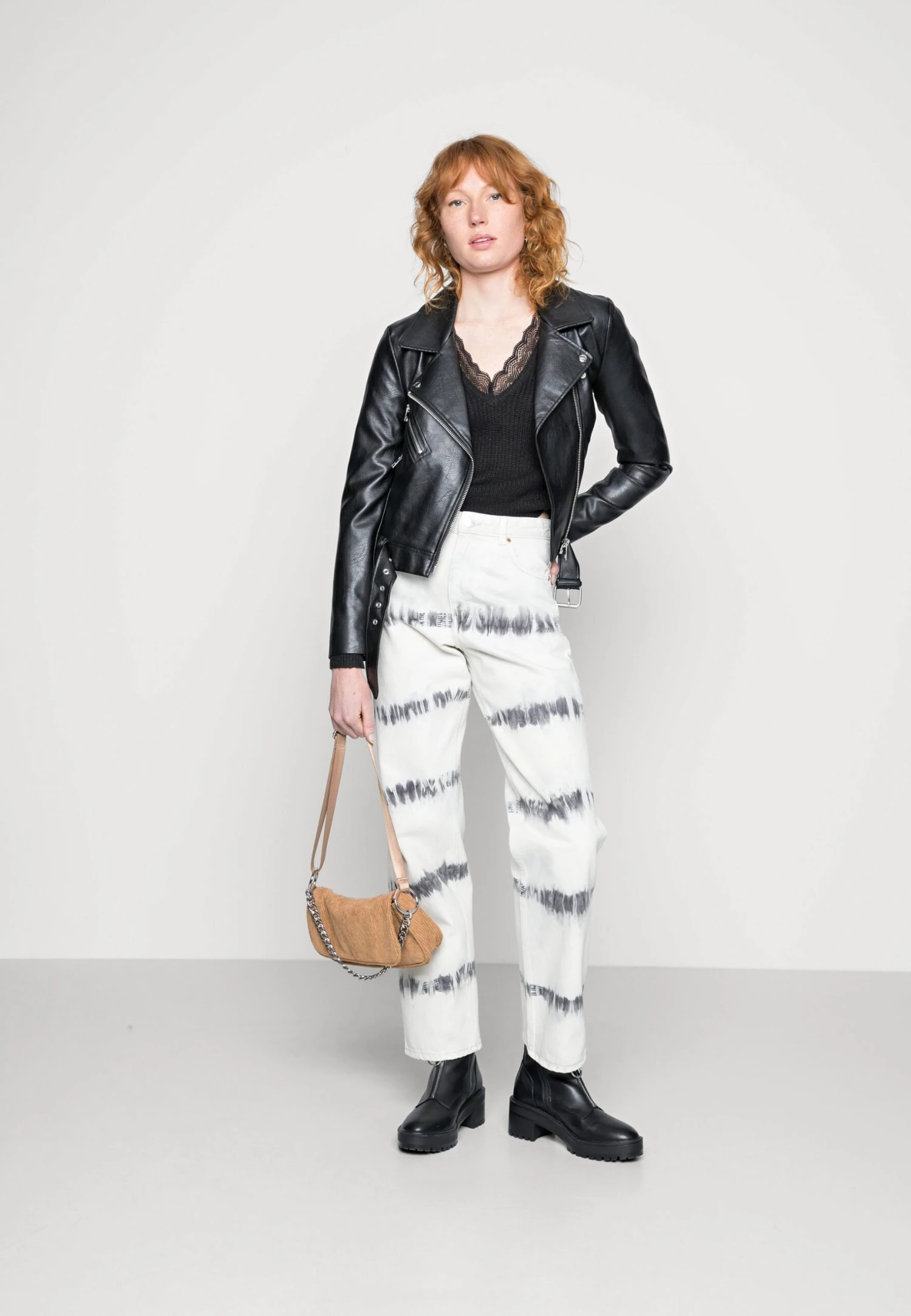 Vila Trui - Black 2 Vila Trui - Black - Afbeelding 2