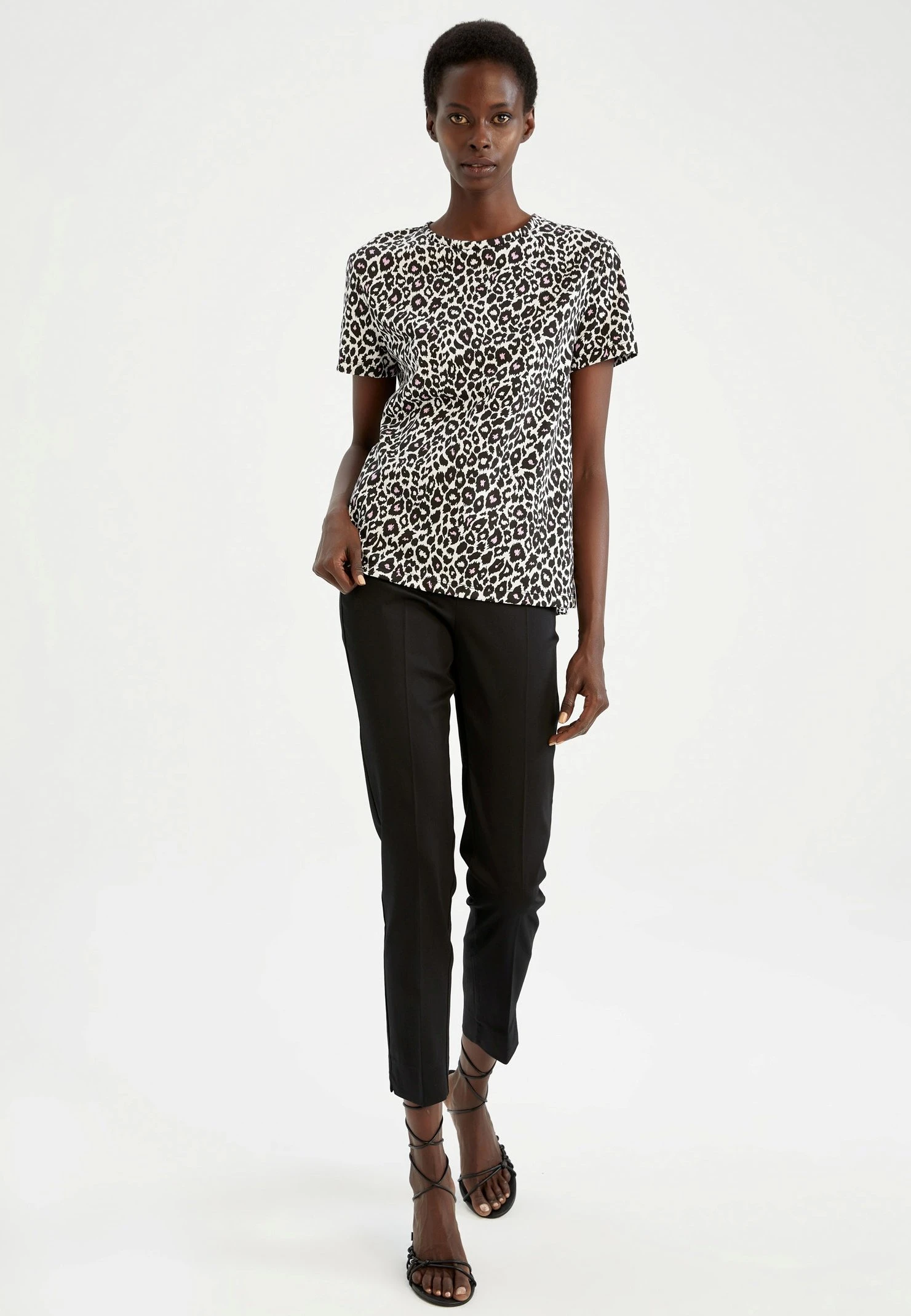 DeFacto Valentina Cigarette- Broek - Black 2 DeFacto Valentina Cigarette- Broek - Black - Afbeelding 2