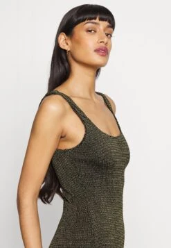 GOOD AMERICAN Always Fits Sculpt Dress - Shapewear - Black -ESPRIT Winkel 11b9f1eecbd9448eb6814b96c22e429c