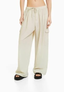 BERSHKA Wide Balloon Fit - Flared Jeans - Beige