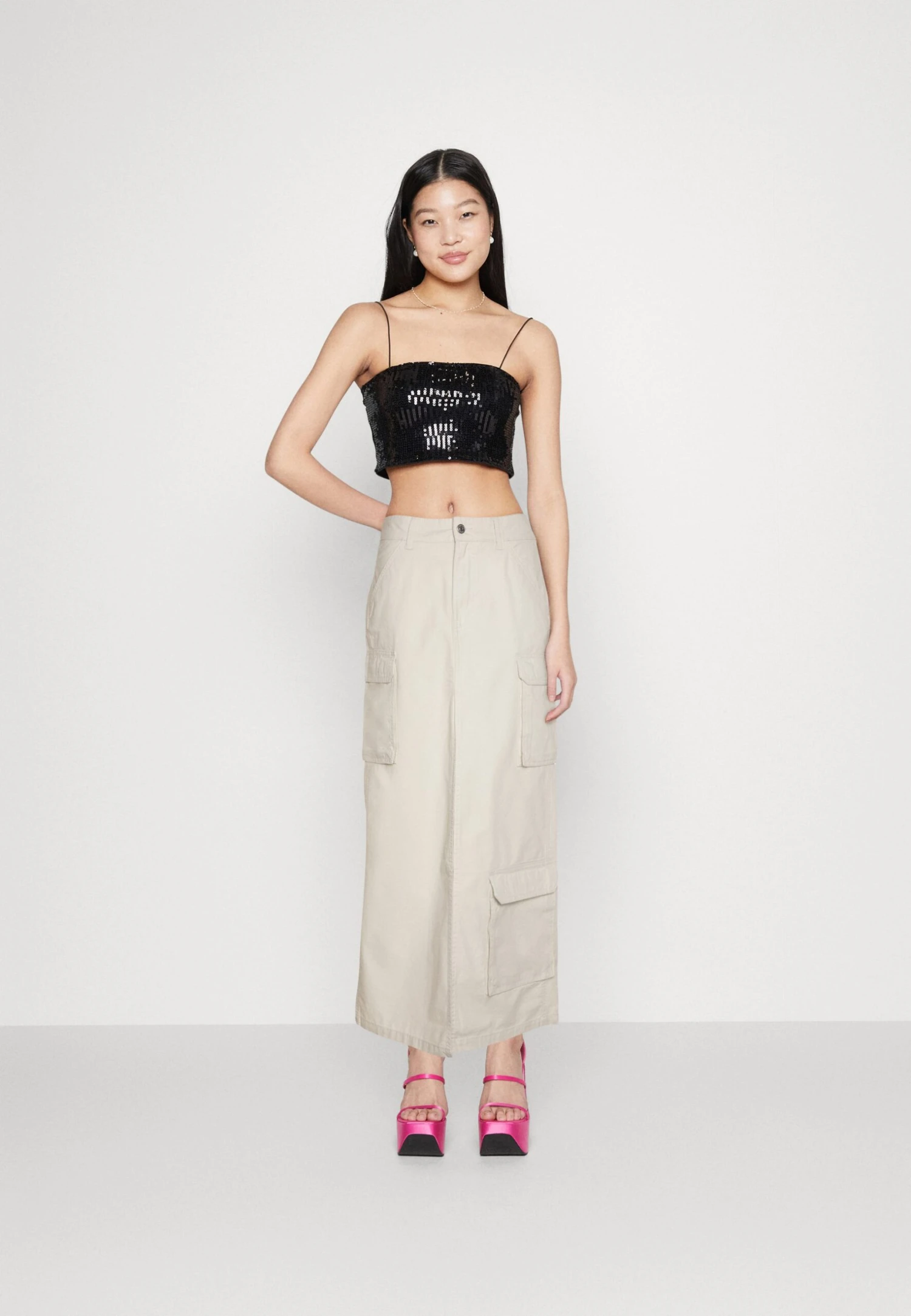 WEEKDAY Billy Cargo Skirt - Maxirok - Beige 2 WEEKDAY Billy Cargo Skirt - Maxirok - Beige - Afbeelding 2