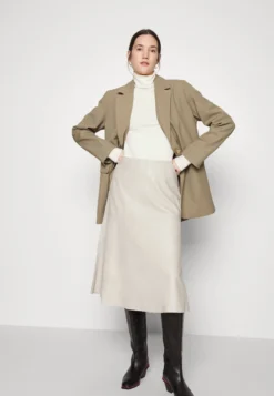Bruuns Bazaar Catalina Fraya - Leren Rok - Chateau Grey -ESPRIT Winkel 182cb943497342d783b1c13b51285c7a scaled