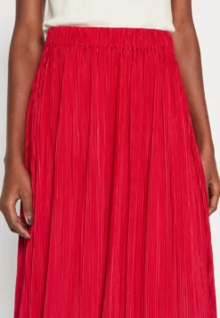 SAMSØE SAMSØE Uma Skirt - Plooirok - Cerise -ESPRIT Winkel 19f7f8d3bf284e69b5cdd707c8e15934 scaled