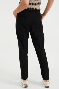 WE FASHION Chino - Black -ESPRIT Winkel 1eaeb8ffe2a648fcb550939a94777101