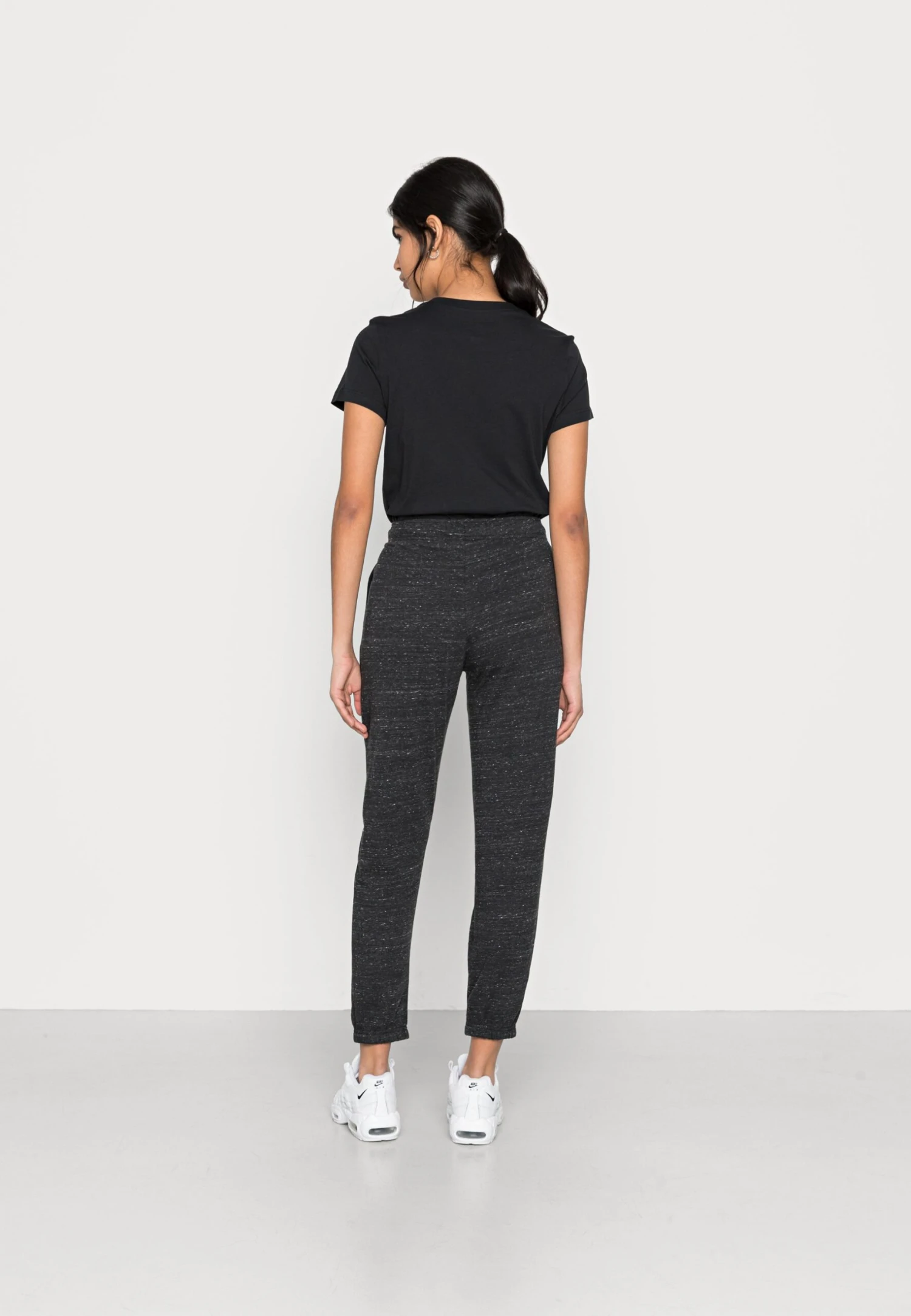 Nike Sportswear Gym Vintage Easy Pant - Trainingsbroek - Black/White 3 Nike Sportswear Gym Vintage Easy Pant - Trainingsbroek - Black/White - Afbeelding 3
