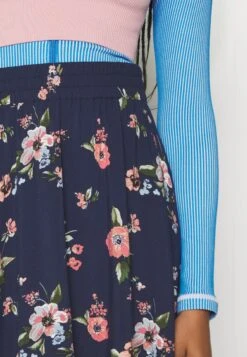 Vero Moda Vmsimply Easy Skater Skirt - Minirok - Dark Blue -ESPRIT Winkel 21f5f1b550c141b1b907485d69e69885