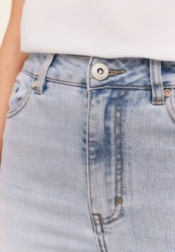 Ready To Wear - Bootcut Jeans - Blue 10 Ready To Wear - Bootcut Jeans - Blue -ESPRIT Winkel 243ce4685f7447a1ac8fe66ed8dd83a8