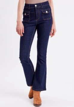 Mit Pattentaschen - Bootcut Jeans - Denim Brut 8 Mit Pattentaschen - Bootcut Jeans - Denim Brut -ESPRIT Winkel 2c56a1e109244d06bbe1f5c209c9cf88