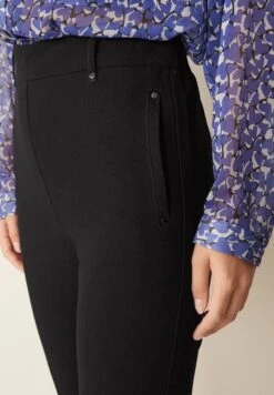 Next Mit Geradem Bein Und Elastischer Rã¼Ckseite - Broek - Black -ESPRIT Winkel 2f1f96b59b344597813025177033023d