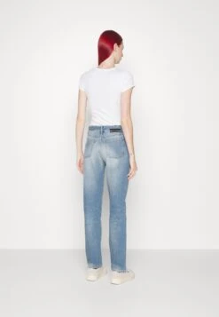 Straight Leg Jeans - Delight Blue 12 Straight Leg Jeans - Delight Blue -ESPRIT Winkel 30d5792e656e43b5801b84267cd016e6