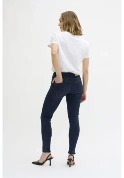 Slim Fit Jeans - Dark Blue Wash -ESPRIT Winkel 318f9a0b62074abea5c8d774fd7e354c scaled