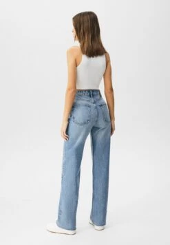 PULL & BEAR Straight Leg Jeans - Blue Denim -ESPRIT Winkel 3e7b873d9854421eb66b5e99137c7176