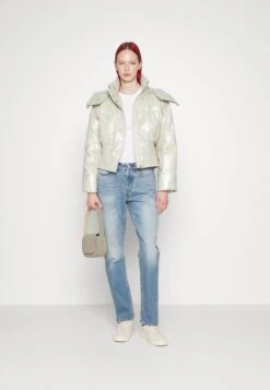 Straight Leg Jeans - Delight Blue 10 Straight Leg Jeans - Delight Blue -ESPRIT Winkel 3e9abc27e6914bd8be8e9777f5aa2bcd