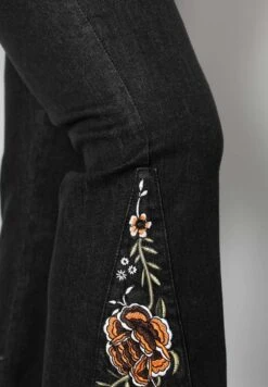 Flared Jeans - Schwarz -ESPRIT Winkel 3ee305823bfb4d85a4e6cf63b4d47582