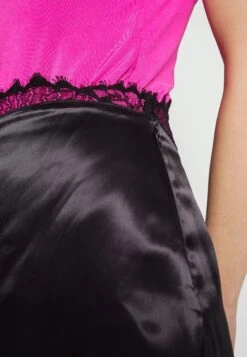 Victoria Beckham Skirt - Minirok - Black -ESPRIT Winkel 448062f9a2994994b8b2f8c843b03783