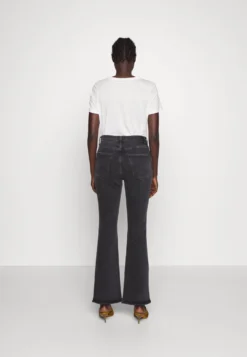 CITIZENS OF HUMANITY Libby - Bootcut Jeans - Lights Out -ESPRIT Winkel 469470223ff04bfda6ead028a91fb0a2 scaled