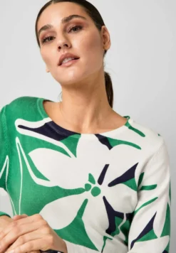 Trui - Grün/Weiß/Marine -ESPRIT Winkel 4d321b275b584d9d93e5391543caf265 scaled