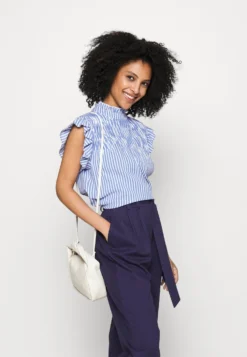 Broek - Dark Blue 9 Broek - Dark Blue -ESPRIT Winkel 572040d0d9284edcbe8066c0a0ed9144 scaled