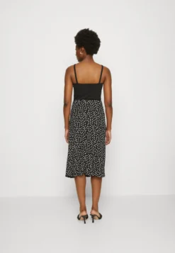 Anna Field A-Lijn Rok - Black -ESPRIT Winkel 587e7883366d4b8a87f74311007d412e scaled