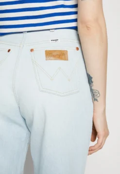 Wrangler Mom - Relaxed Fit Jeans - Sun Drenched -ESPRIT Winkel 5b2be6dd5af844eaaa9fb9af5ca5cfb2 scaled
