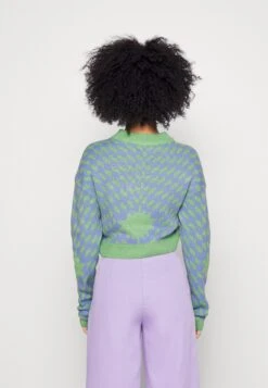 Noisy May Petite Nmcosmos O Neck Crop - Trui - Absinthe Green -ESPRIT Winkel 5e19355c33144e469d78f4fa681194a3