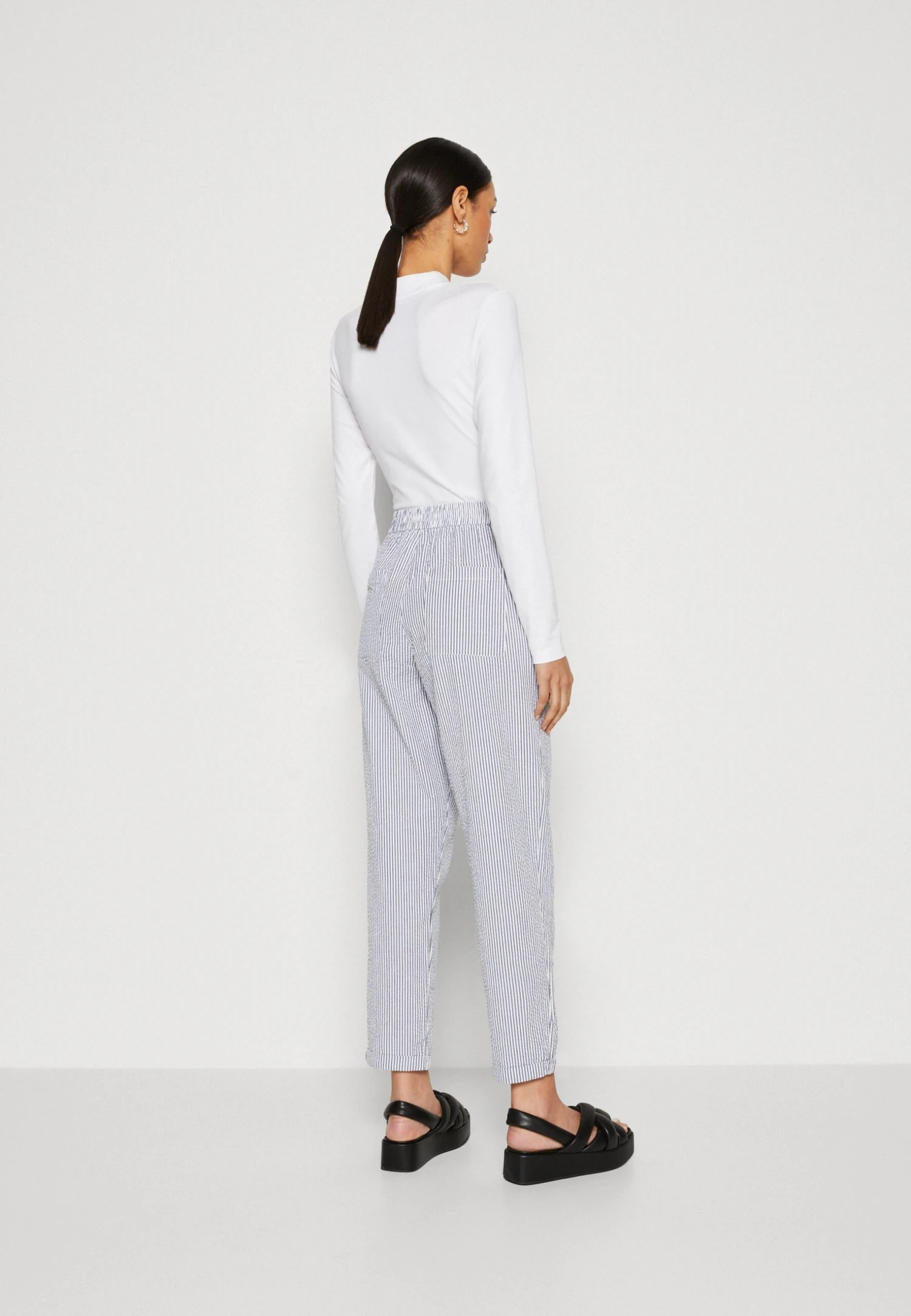 ESPRIT Seersucker - Trainingsbroek - Navy 3 ESPRIT Seersucker - Trainingsbroek - Navy - Afbeelding 3