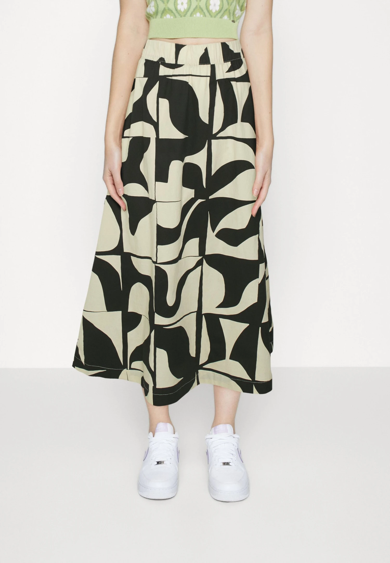 Monki A-Lijn Rok - Black/White 1 Monki A-Lijn Rok - Black/White