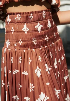 Next Standard - Maxirok - Brown 6 Next Standard - Maxirok - Brown -ESPRIT Winkel 733dc9c612384250ad191e1845744474 scaled