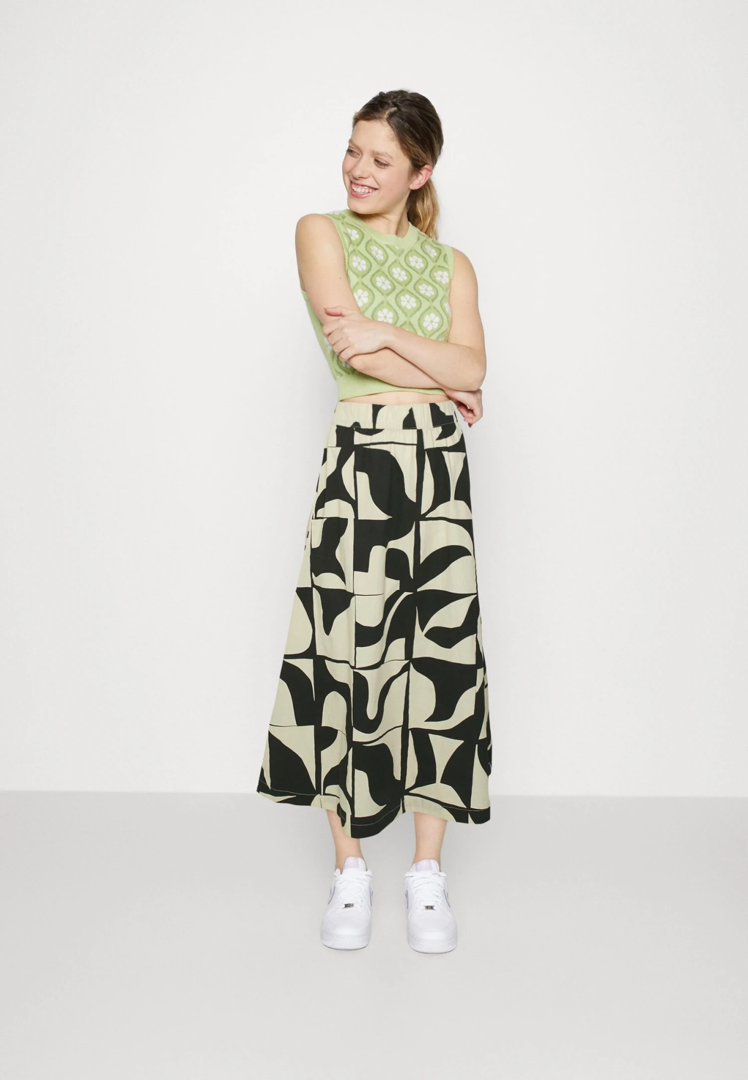 Monki A-Lijn Rok - Black/White 2 Monki A-Lijn Rok - Black/White - Afbeelding 2