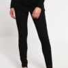 Mamalicious Mljuliane - Slim Fit Jeans - Black