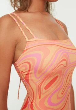 Trendyol Badpak - Pink 9 Trendyol Badpak - Pink -ESPRIT Winkel 8c6c807426114a1692ac12dcf153d55e