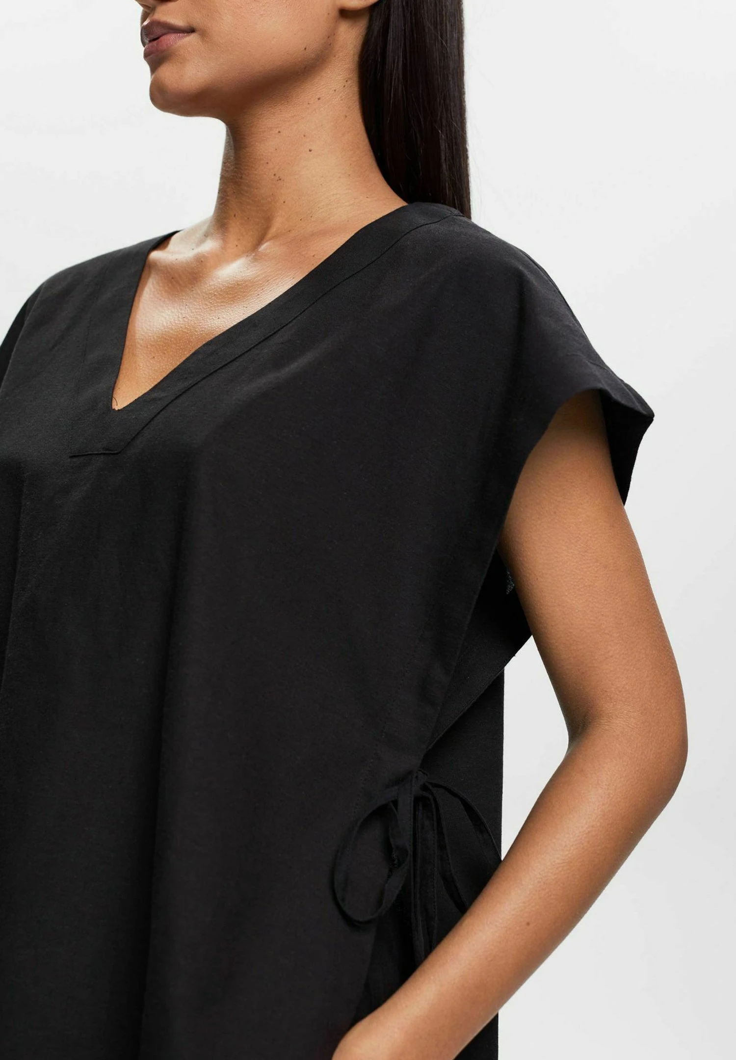 ESPRIT Ärmellose Joia- Strandaccessoire - Black 4 ESPRIT Ärmellose Joia- Strandaccessoire - Black - Afbeelding 4