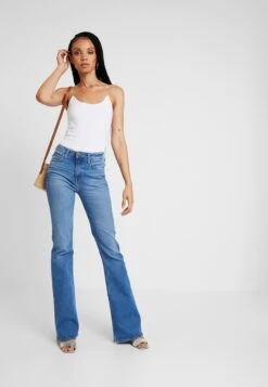 Nieuwe Producten -ESPRIT Winkel 9473d6468ab94384bbd15772ec3de888