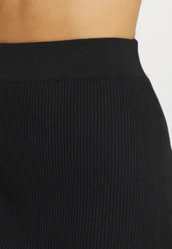ONLY Onlpeach Pencil Midi Skirt - Kokerrok - Black -ESPRIT Winkel 96cfebb410e1498995cc2df6d12002c1 scaled