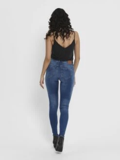 ONLY Onlpaola - Jeans Skinny Fit - Medium Blue Denim 6 ONLY Onlpaola - Jeans Skinny Fit - Medium Blue Denim -ESPRIT Winkel 986e6c2502564c2baeb9b5078b99c9eb