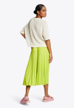 Rich&royal A-Lijn Rok - Basil Smash Green 7 Rich&royal A-Lijn Rok - Basil Smash Green -ESPRIT Winkel 98be792d4b5c401f8da4947c185cc1e6 scaled