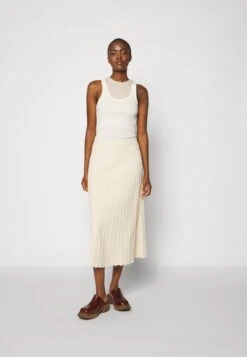 By Malene Birger Idris - A-Lijn Rok - Soft White 11 By Malene Birger Idris - A-Lijn Rok - Soft White -ESPRIT Winkel 9b508891282f42c4b1edb3b35d38a363
