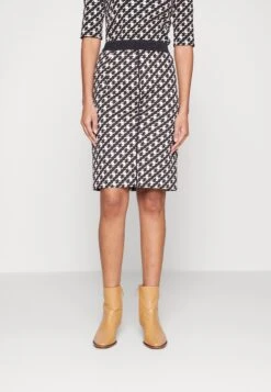 MARC CAIN Kokerrok - Black