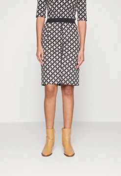 MARC CAIN Kokerrok - Black