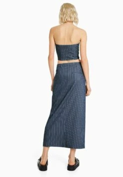 BERSHKA Tailored-Fit- Jeansrok - Dark Blue 8 BERSHKA Tailored-Fit- Jeansrok - Dark Blue -ESPRIT Winkel a8eec5430ddd4fa1a7e95c3c4e5de5b7