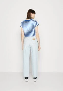 Wrangler Mom - Relaxed Fit Jeans - Sun Drenched -ESPRIT Winkel aaa96c8e226b4a51898f30c64c7e7de4