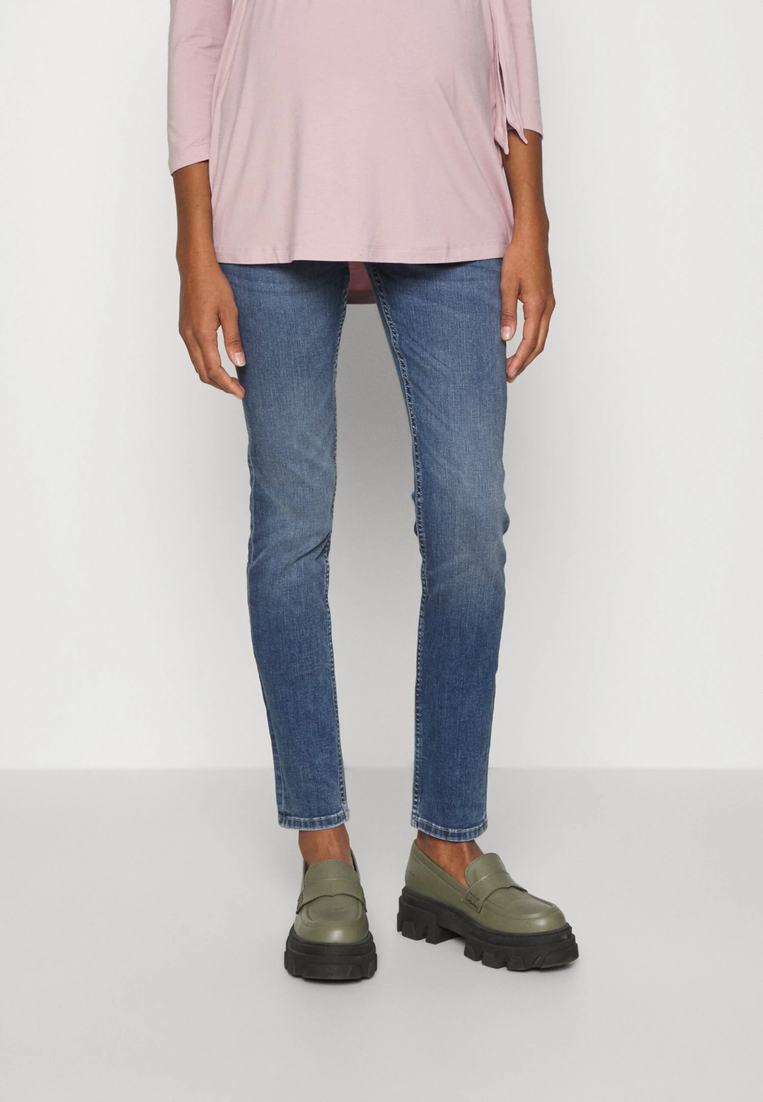 Trouser Mom Tova- Jeans Skinny Fit - Light Denim 1 Trouser Mom Tova- Jeans Skinny Fit - Light Denim