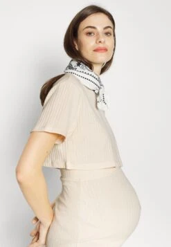 Top Skirt Set - Kokerrok - 003 - Off-White 11 Top Skirt Set - Kokerrok - 003 - Off-White -ESPRIT Winkel af0b503f31c24a2a8f02924ebcf2b518