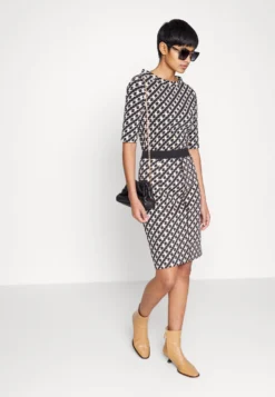 MARC CAIN Kokerrok - Black 9 MARC CAIN Kokerrok - Black -ESPRIT Winkel b06356de97144945b5bd3dfec0414304 scaled