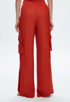 Pocket - Cargobroek - Cinnamon -ESPRIT Winkel b19c927eb84345c49dcc612db3acded8 scaled