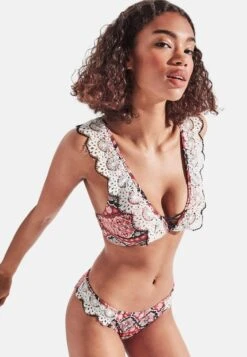 Bikinibroekje - Red -ESPRIT Winkel bf05d29f936b42f18a65284930322cd8