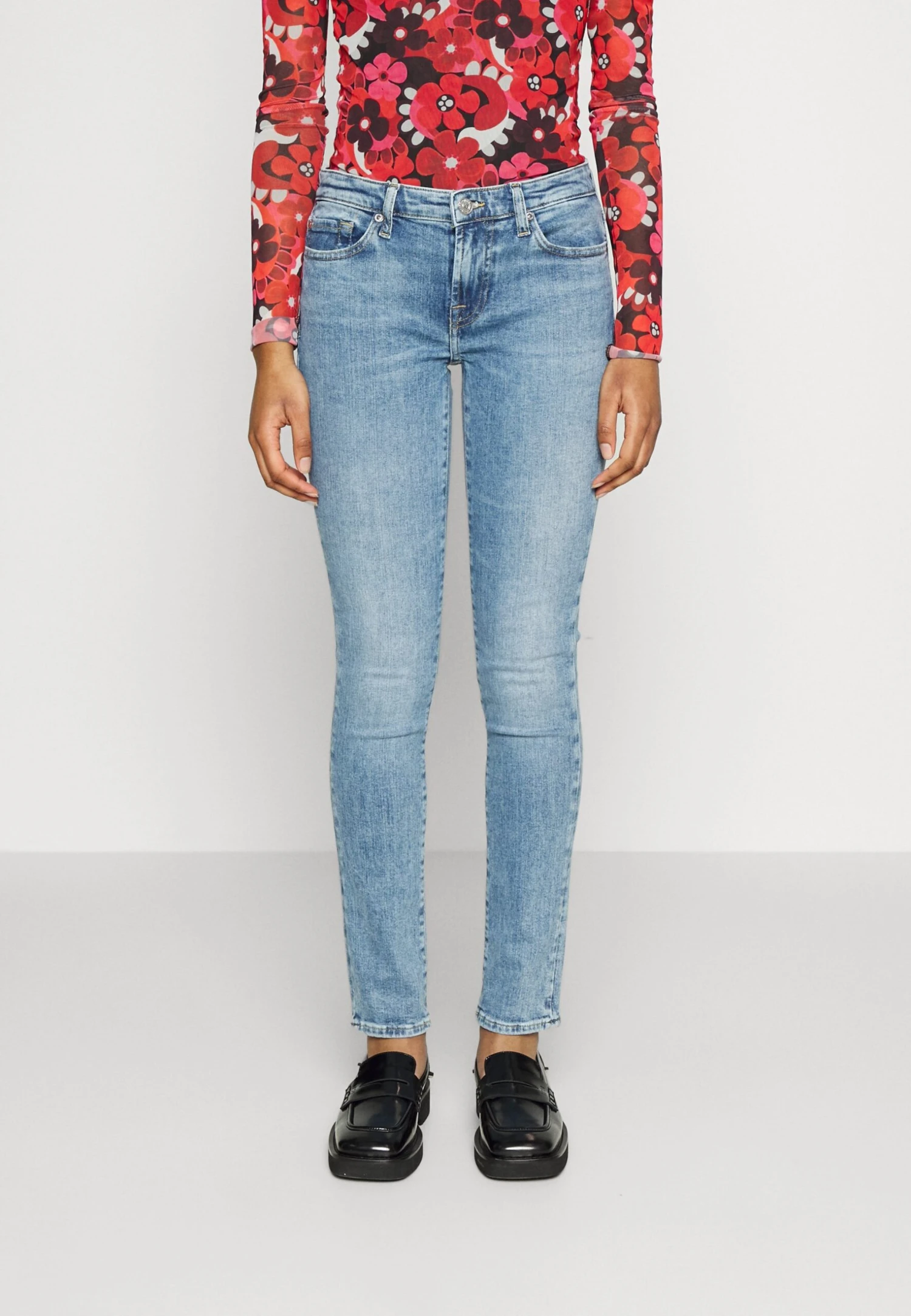 7 For All Mankind Pyper Slim Illusion Brightness - Slim Fit Jeans - Light Blue 1 7 For All Mankind Pyper Slim Illusion Brightness - Slim Fit Jeans - Light Blue