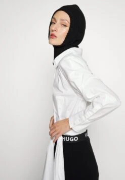 Hugo Sumeryna - Minirok - Black -ESPRIT Winkel c1b17b9579014bf98a6fe9ad37caa1ac